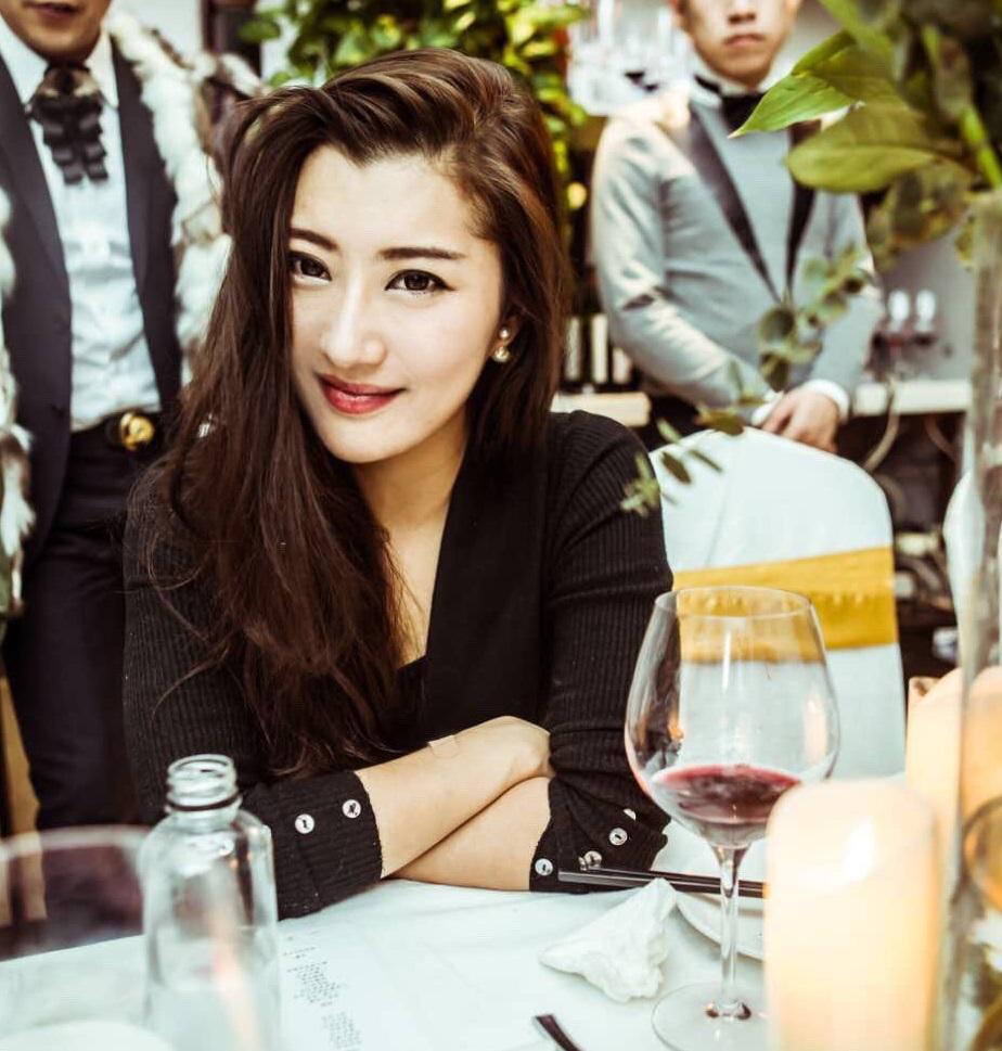 YZ名品交流中心，一场与“与名品碰撞”的时尚约会