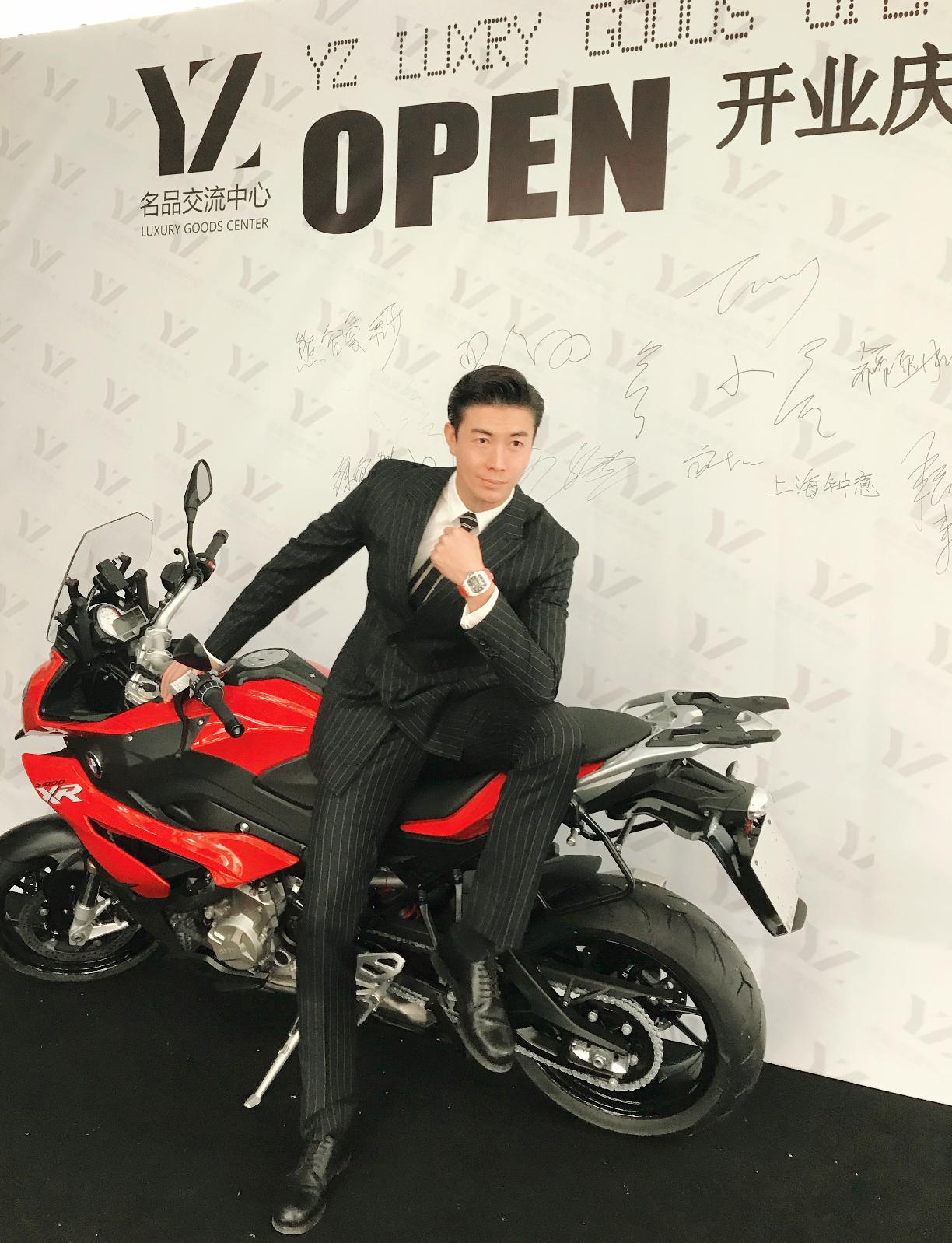 YZ名品交流中心，一场与“与名品碰撞”的时尚约会