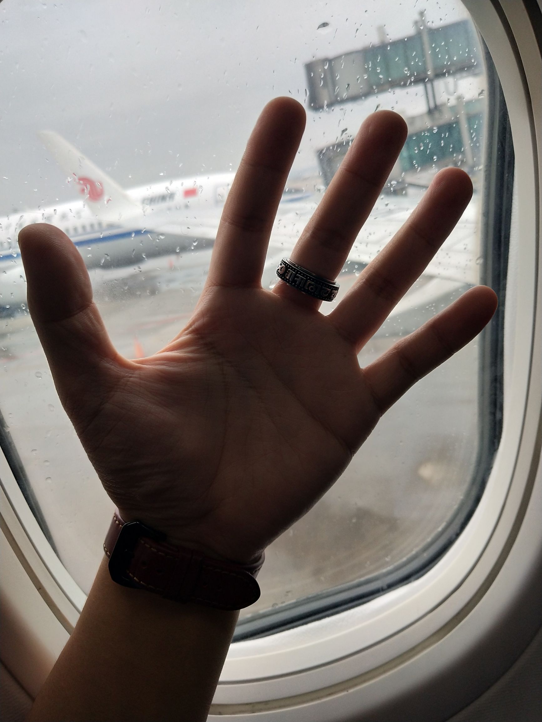 vivox20三个键是全面屏吗,vivox20全面屏时代开启