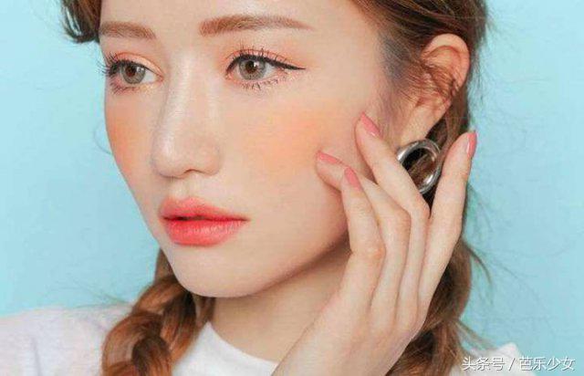 好冷冷冷冷~来一杯女明星最爱的“橙汁妆”吧