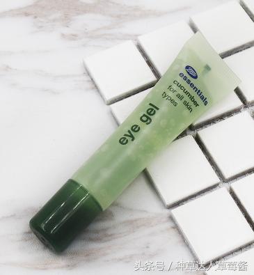 眼霜到底有多好,明星教你如何正确使用眼霜