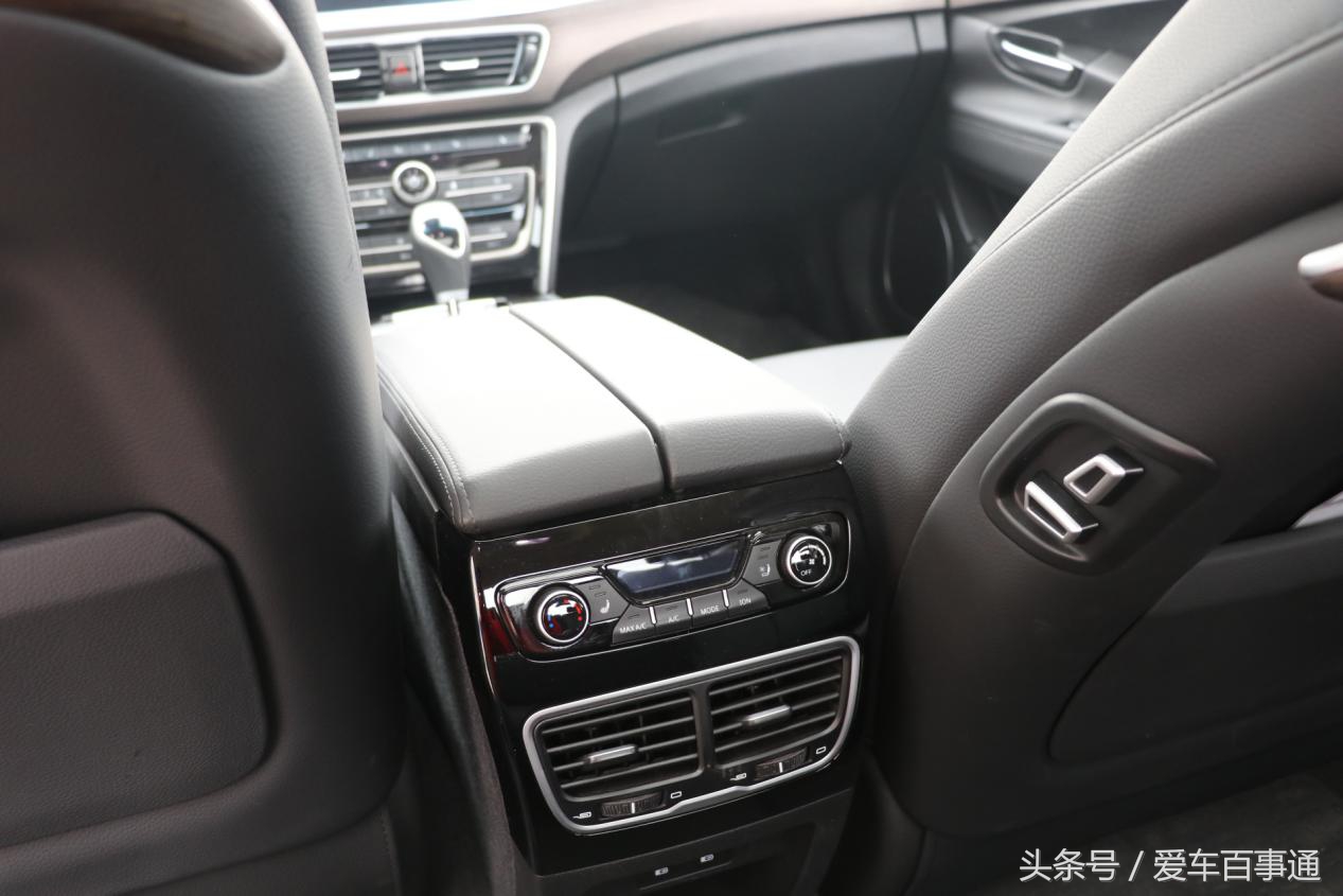 临汾洪洞吉利新博瑞品鉴会完美收官，跳舞的小姐姐腿真白！