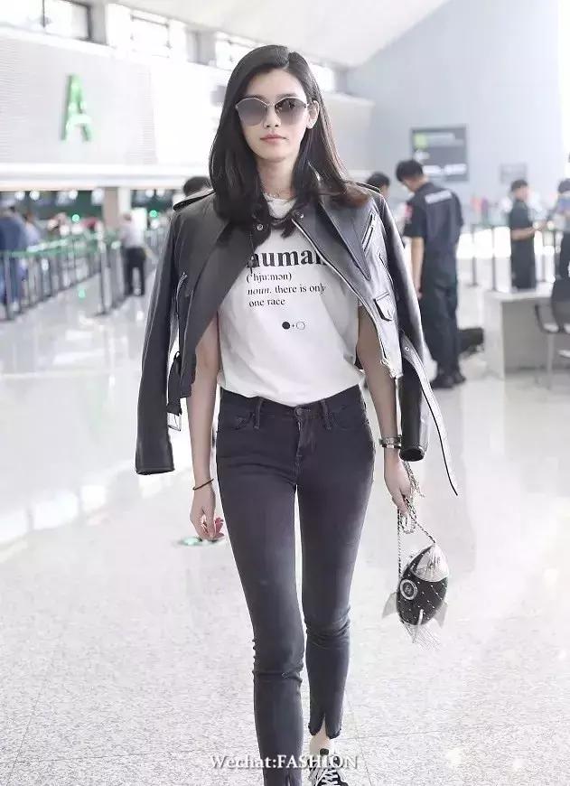 刘诗诗唐嫣甜蜜日常,一入秋便是深秋