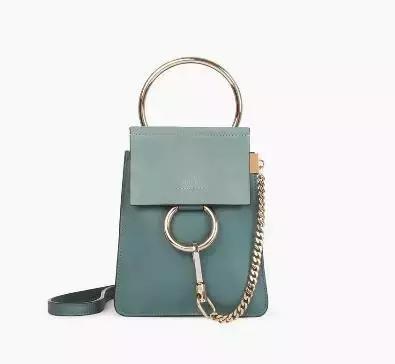 刘雯唐嫣同款小猪包,刘雯唐嫣最新消息