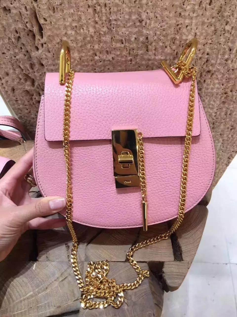 刘雯唐嫣同款小猪包,刘雯唐嫣最新消息