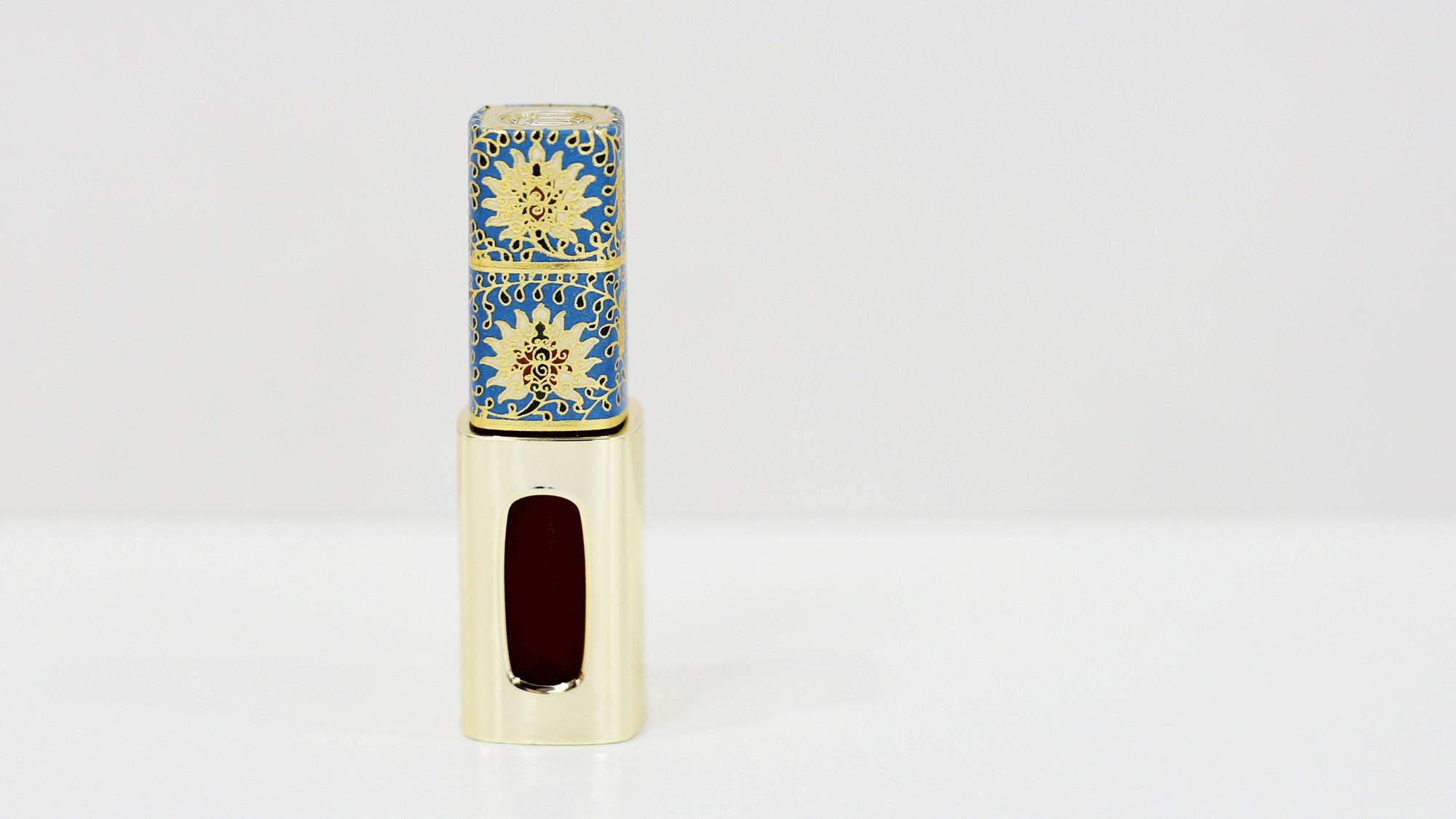 我在故宫修文物的主题海报的寓意,我在故宫修文物海报用的什么字体