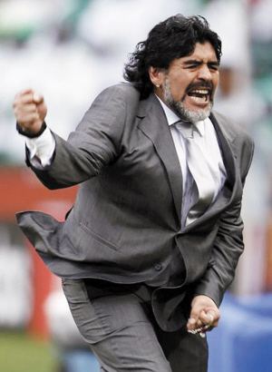 如果让这些矮子组成球队去踢世界杯，会拿到冠军吗