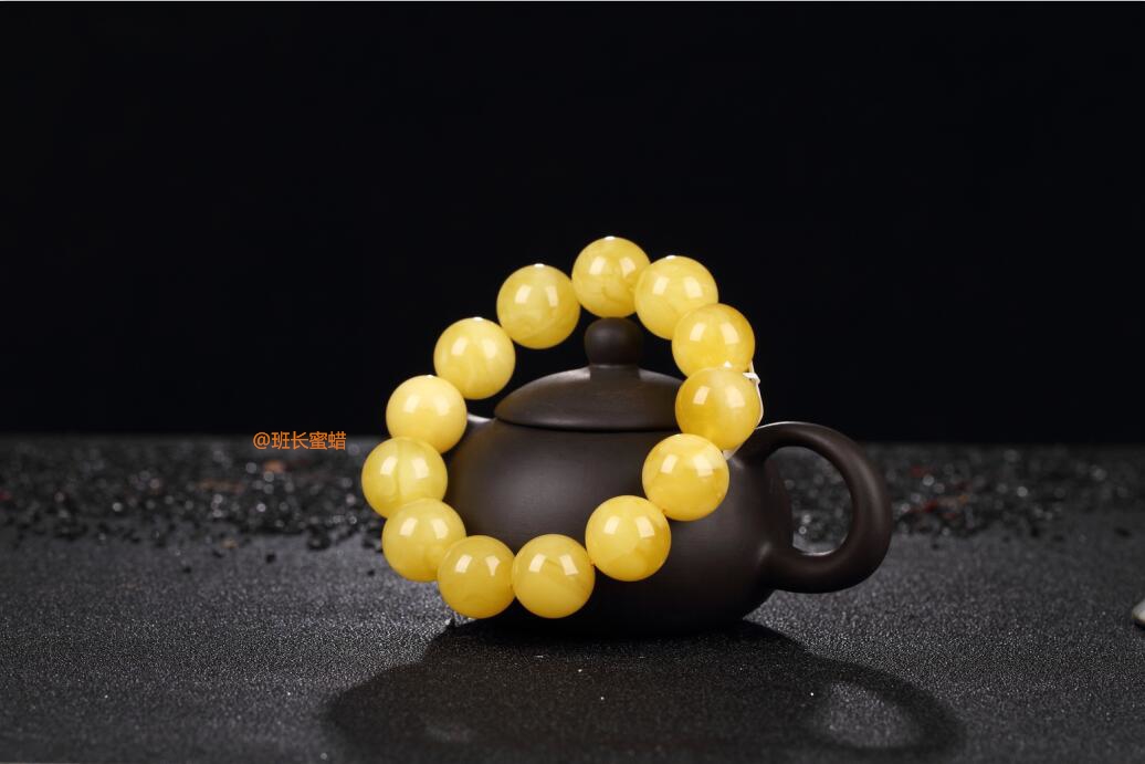 女朋友：老蜜蜡都是别人的手汗，我不要！哥们尴尬了