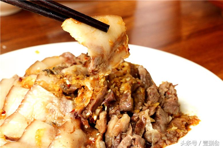 这么偏僻的位置开烩面馆，刚开俩月想吃就要排队，啥情况