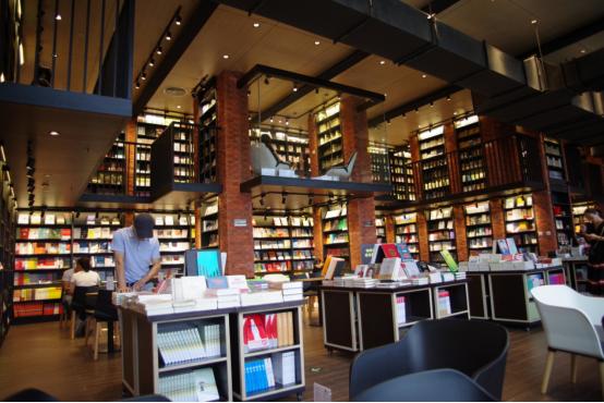 知名科技企业拿下银泰中心2万平做总部创2017成都超甲写租赁记录