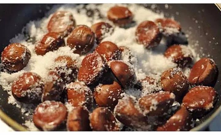 市场上的炒板栗是用糖精吗,炒板栗商家用糖精可以吃吗