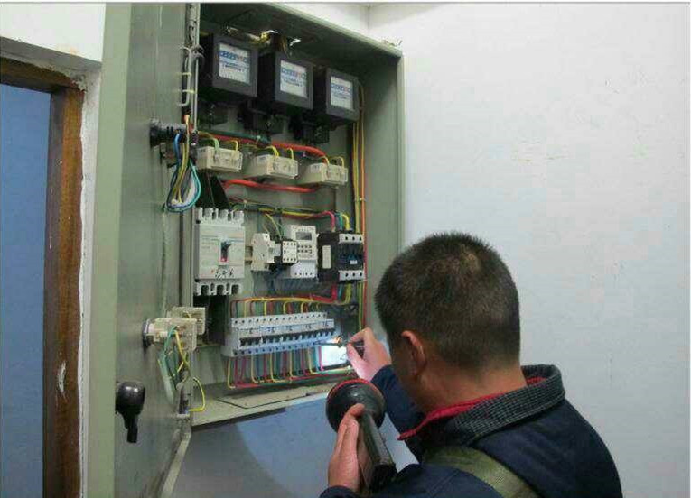 维修电工照明线路故障排查方法,家用照明线路一般故障及维修方法