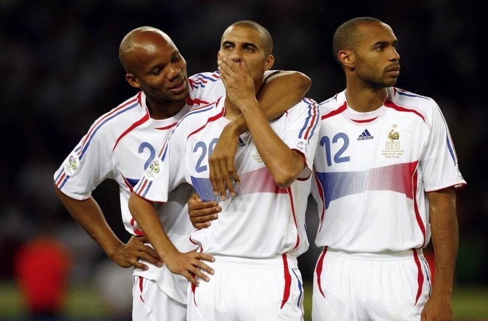 足坛大光头,足坛组成一支光头球队