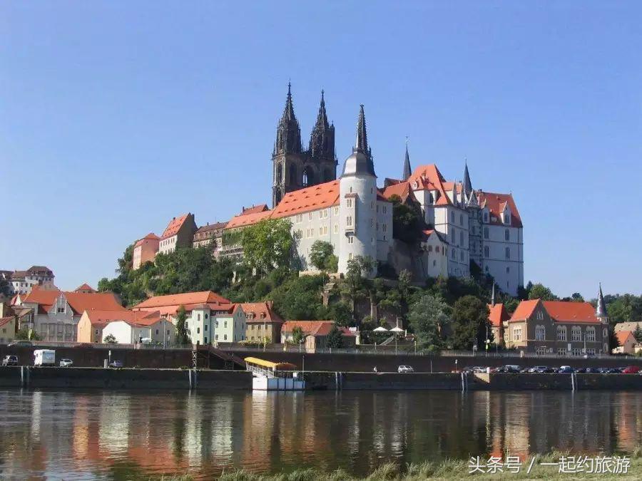 奥古斯特二世守护一生的“蓝剑交锋”欧洲第一“迈森瓷”