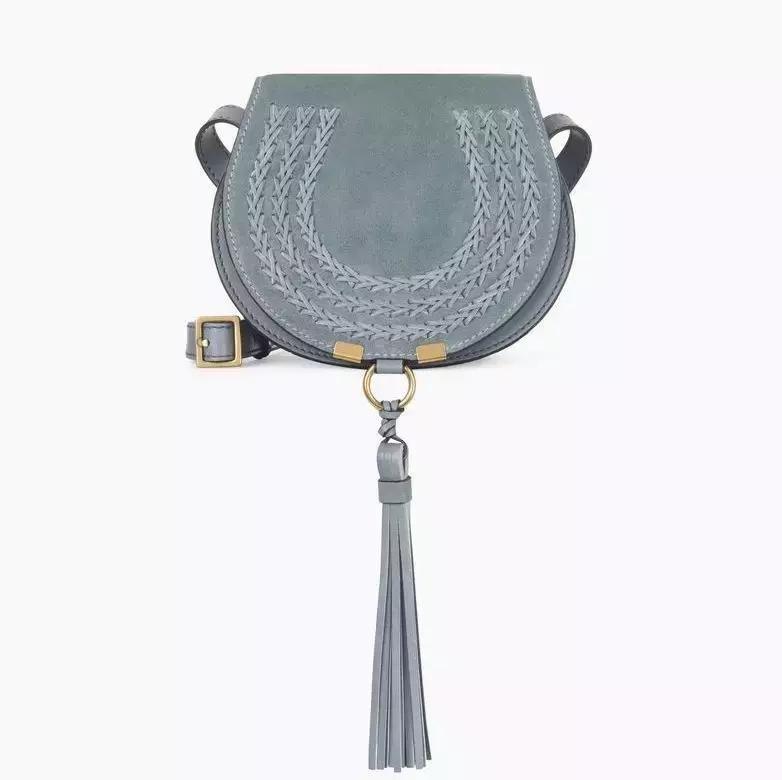 刘雯唐嫣同款小猪包,刘雯唐嫣最新消息