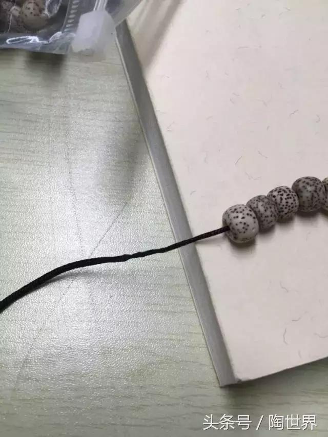 手串盘久了绳断了怎么办,手串弹力绳盘断了