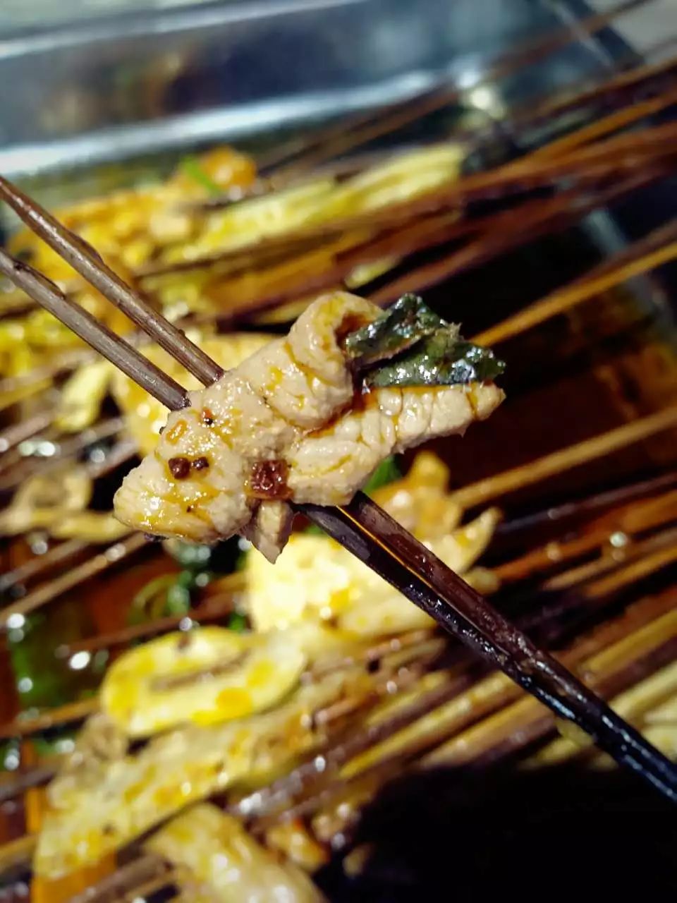 一根串6根签,吃串串是称重划算还是数签签划算