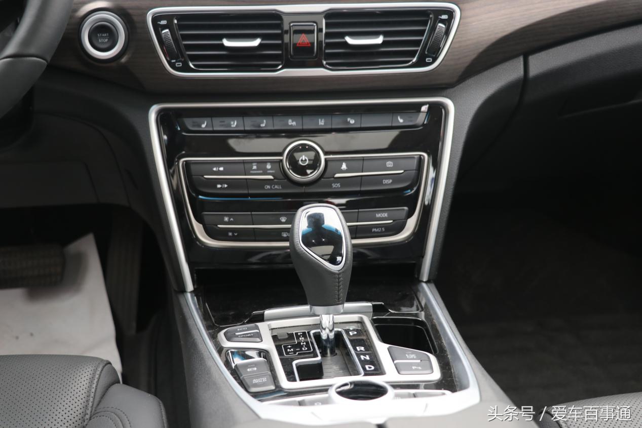 临汾洪洞吉利新博瑞品鉴会完美收官，跳舞的小姐姐腿真白！