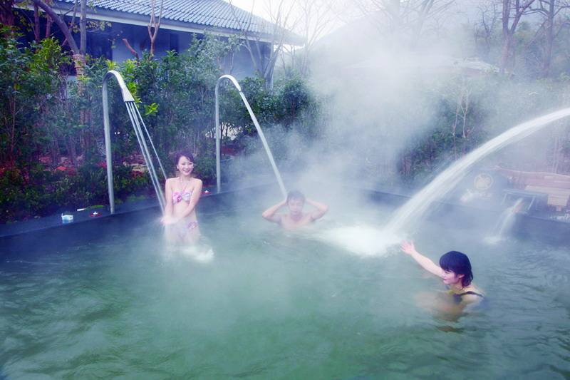 娌冲崡娓╂硥搴﹀亣鏉戞帓鍚嶆鍛ㄨ竟,娌冲崡鍝噷鐨勬俯娉夋槸瀹跺涵寮忕殑