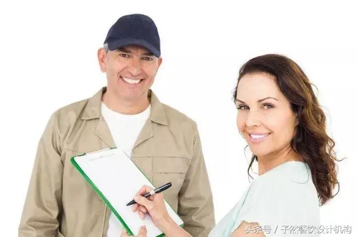 天啦噜！从夫妻店到1400多家店，日本最大的咖喱连锁店，秘诀……