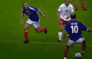 足坛大光头,足坛组成一支光头球队