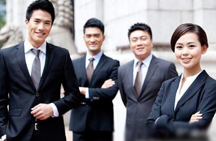 “英国最年轻的百万富翁”:19岁白手起家,自主创业赚百万