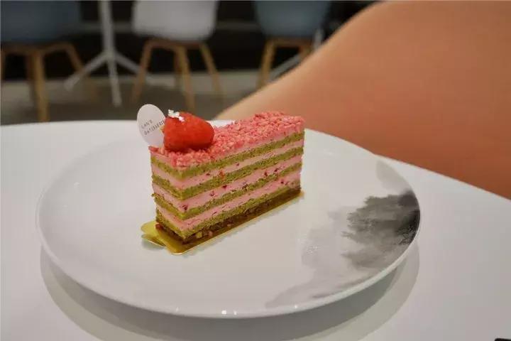 成都最好吃最豪华的甜品店,成都仅此一家的网红甜品店