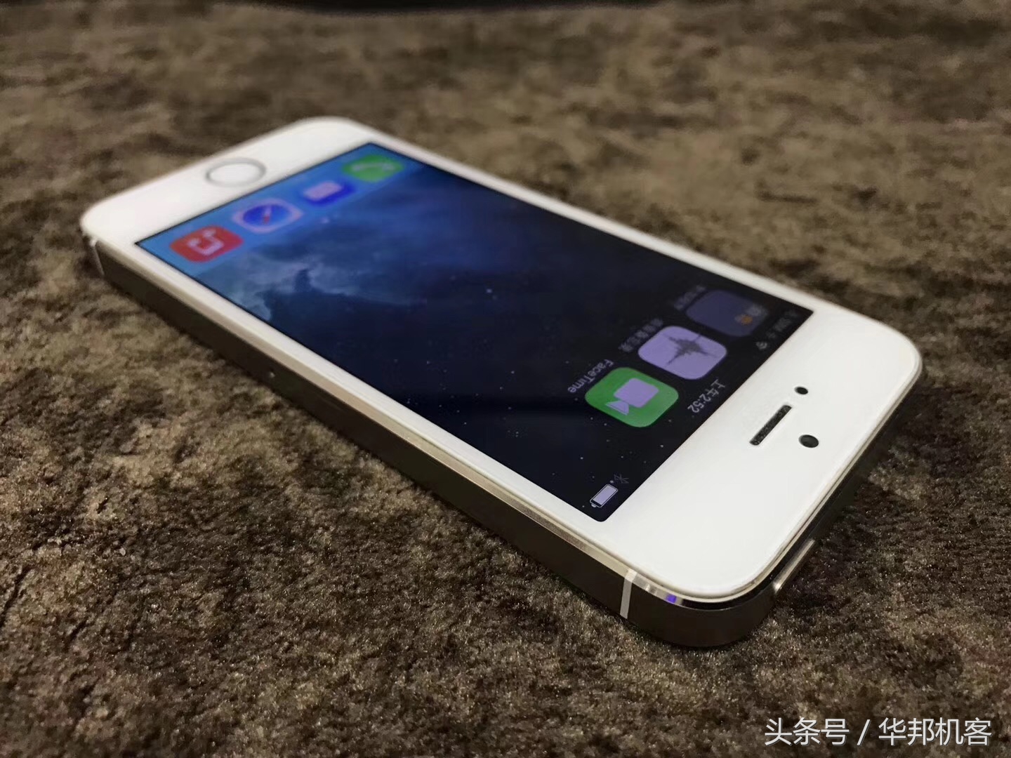 iphone5s土豪金现在值多少钱,iphone5s十年前有多豪华