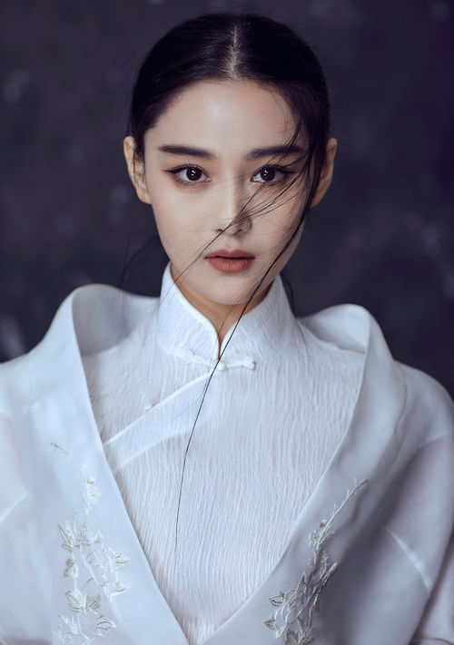 盘点那些深藏不露的女星,片叶不沾身深藏功与名