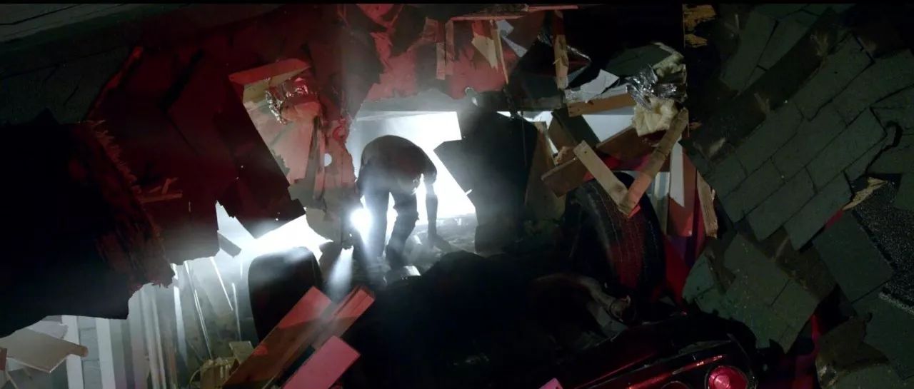 这么重口味的B级青春片，你只看到腥和性就不对了