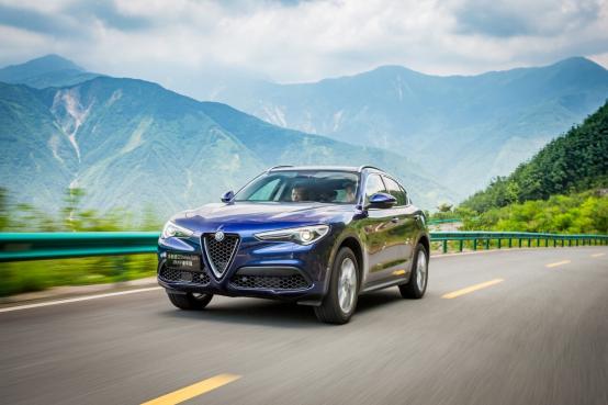 运天（中国）成都骏意全新机场路阿尔法罗密欧中心即将盛大开业