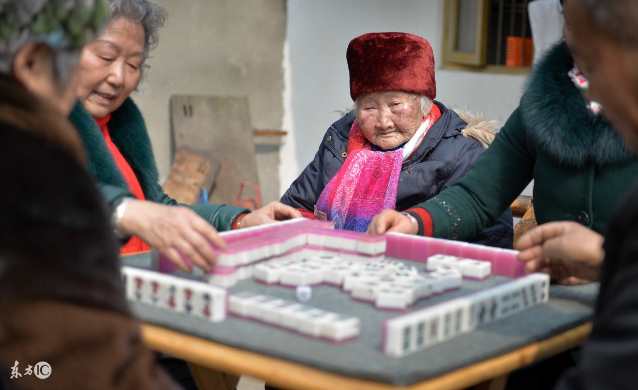 打麻将老是输教你四句顺口溜,打麻将输多胡少牢记这三个小技巧