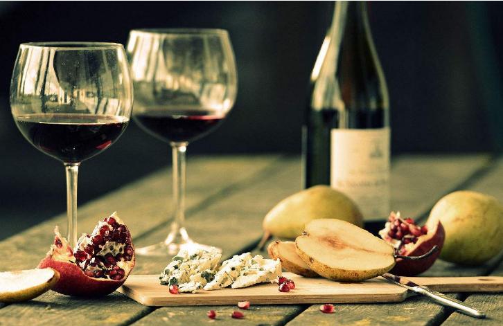 葡萄酒的真假鉴别,干红葡萄酒鉴别真假