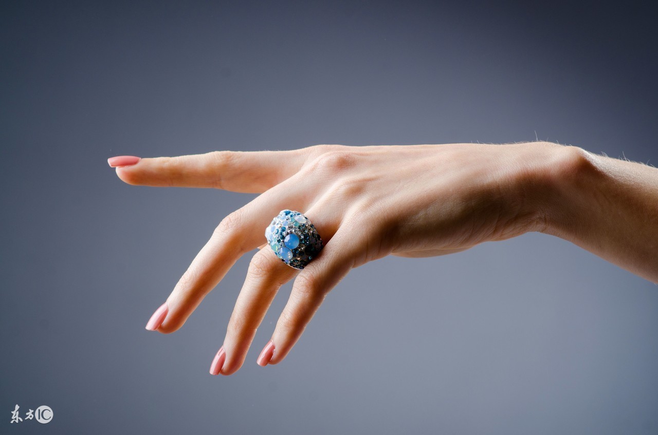 生活中祛痘的小窍门简单有效,祛痘生活技巧小妙招