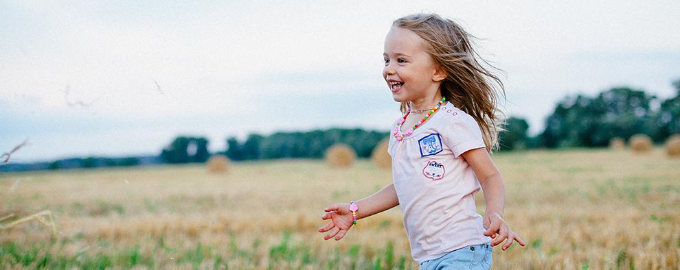 我们对比了30款儿童意外险……