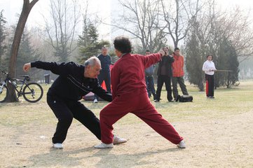 天气冷面瘫是怎么回事,天气寒冷导致的面瘫