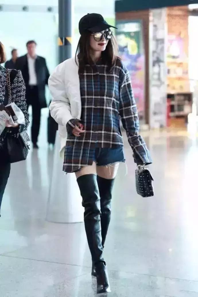 杨幂王子文同款鞋子,王子文杨幂都这么穿