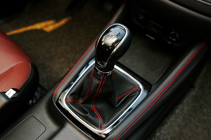 长安欧尚a800智能互联配置,长安欧尚a800国六标准版深度试驾