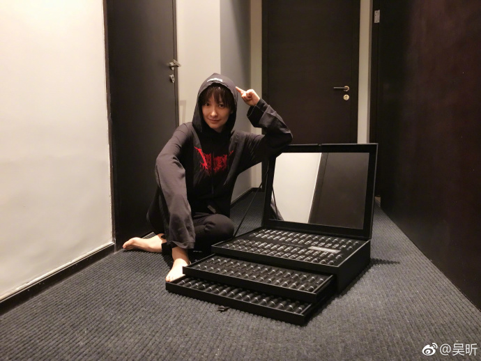 何穗吴昕林志玲王丽坤节目,吴昕何穗