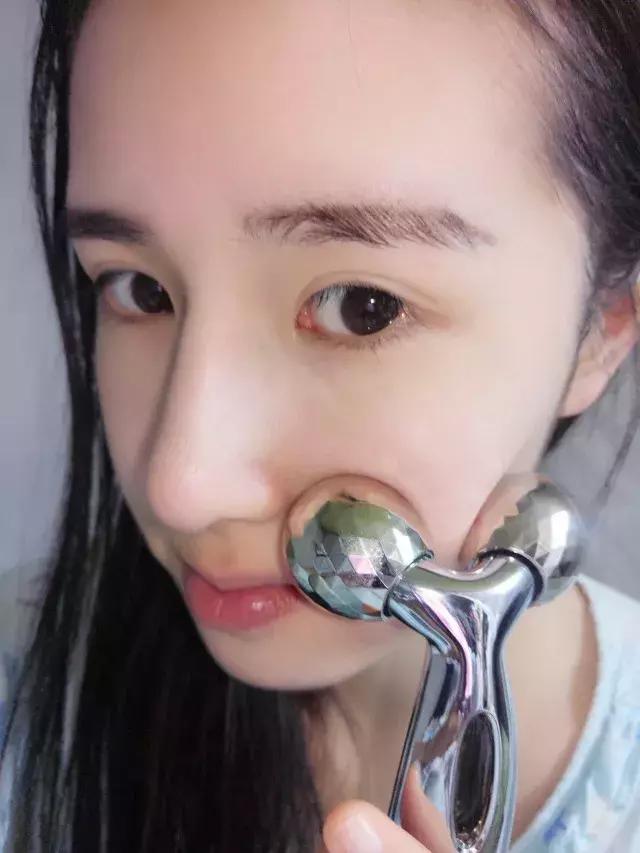 日本瘦脸神器pro真的有用吗,瘦脸神器测评有效的美容仪