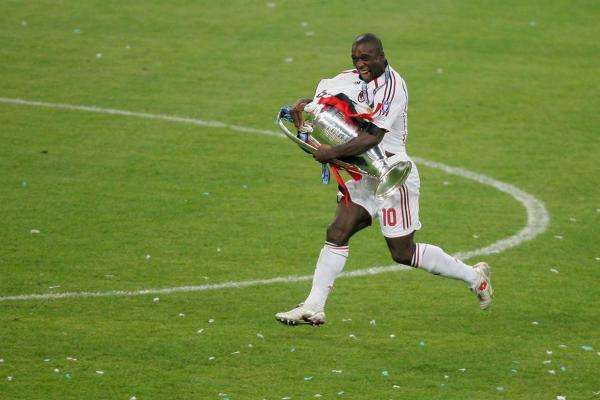 足坛大光头,足坛组成一支光头球队