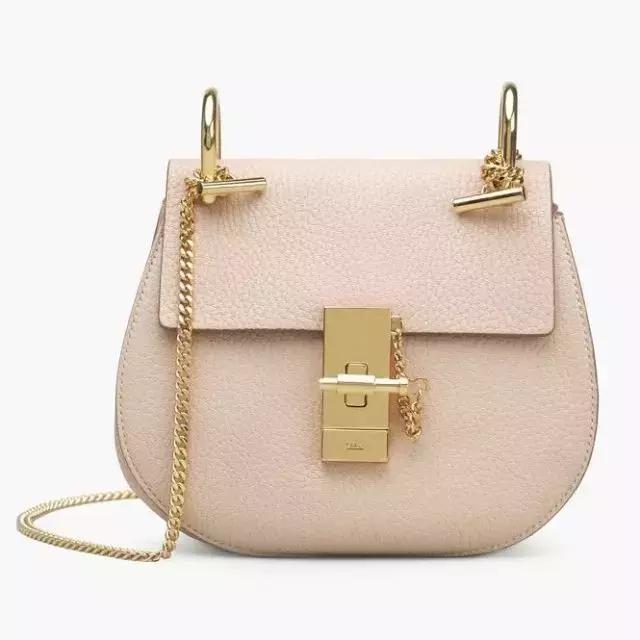 刘雯唐嫣同款小猪包,刘雯唐嫣最新消息