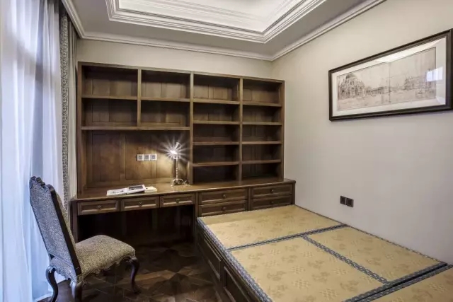 昆明贝壳粉美式装修效果图,昆明135平层轻奢美式装修