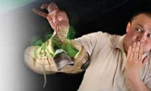 为什么对自己最亲近的人态度恶劣,为什么总是故意惹最亲近的人生气