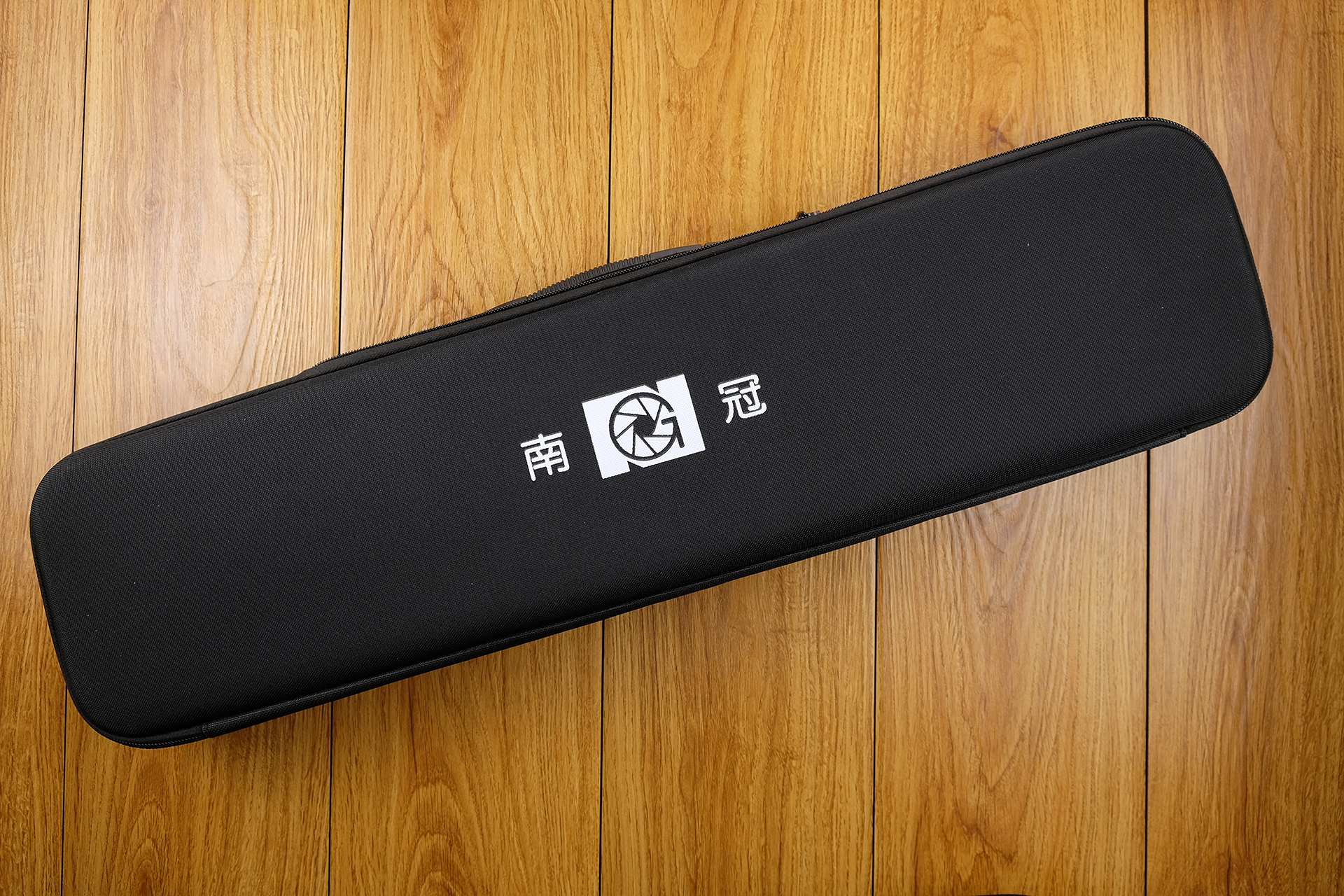 人像摄影补光灯推荐,怎样选择户外人像摄影补光灯