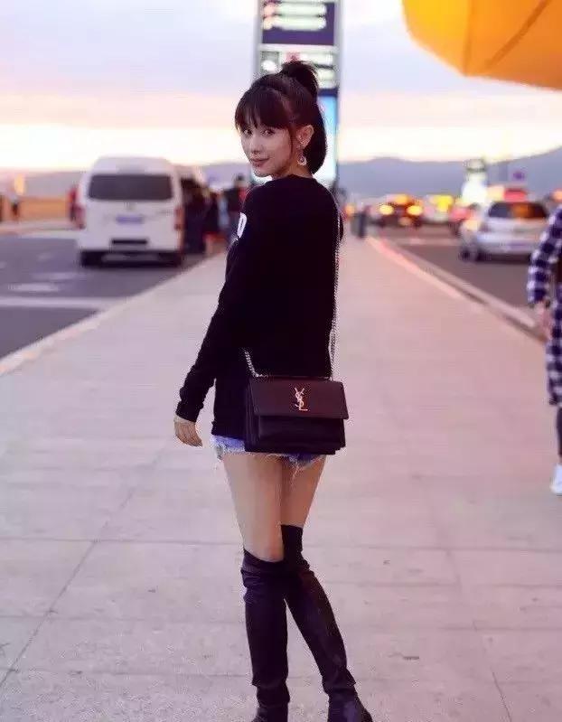 杨幂王子文同款鞋子,王子文杨幂都这么穿