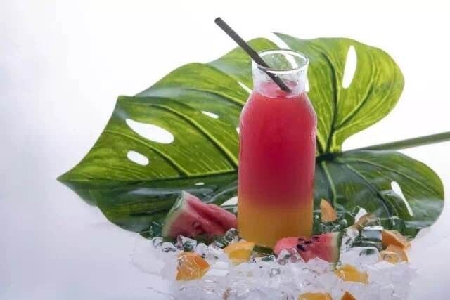 赶紧扩散!派森百有了首家线*体下**验店!