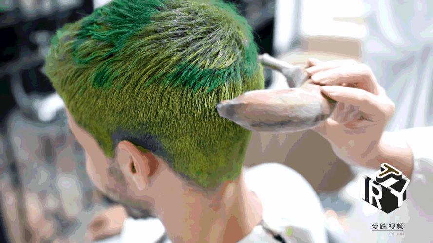 接近头发颜色的染发剂有哪些,不伤头皮颜色持久的染发剂