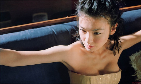 盘点那些深藏不露的女星,片叶不沾身深藏功与名