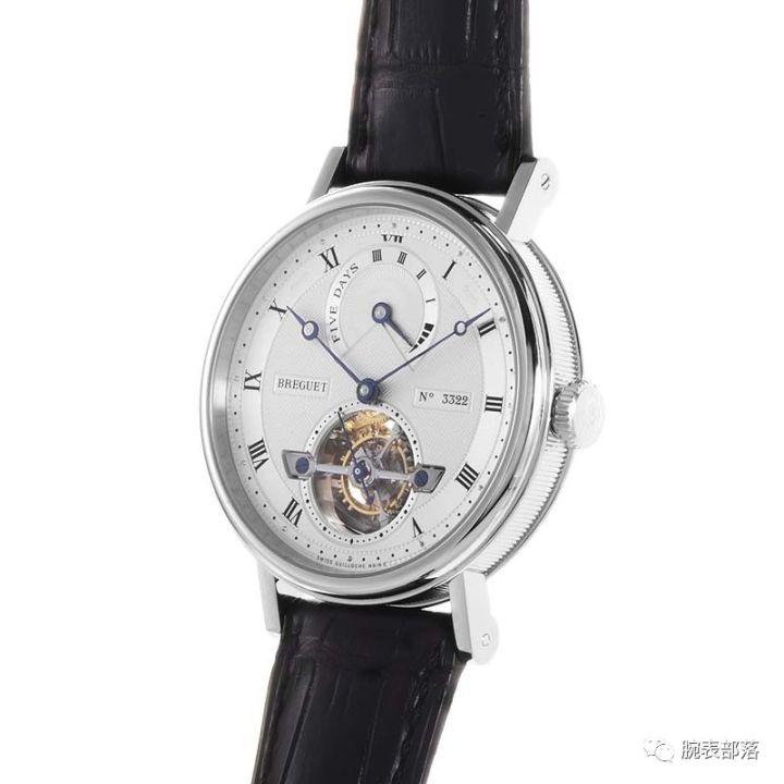 年薪10万销售适合戴多少钱的手表 (拿着3000工资戴着2万的手表)